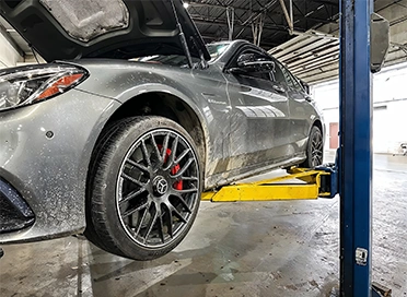 TIRE SERVICEE